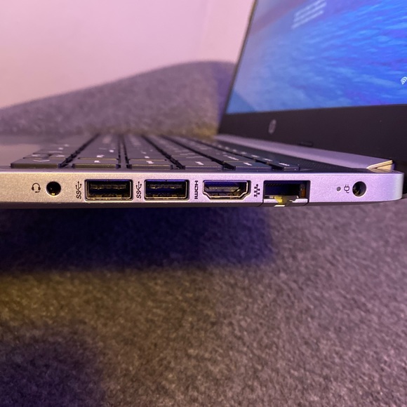 Hp Laptop 14 Amd Ryzen 3 3200U - Picture 2 of 5